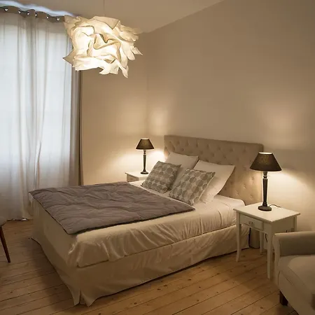 Le Cercle Climatisees Bed & Breakfast Coligny