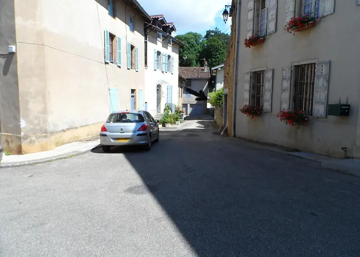 Le Cercle Climatisées Bed & Breakfast Coligny